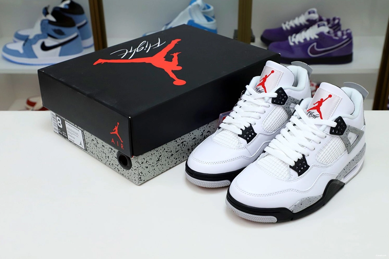 White Air Cement Retro 4 Jordan 0317